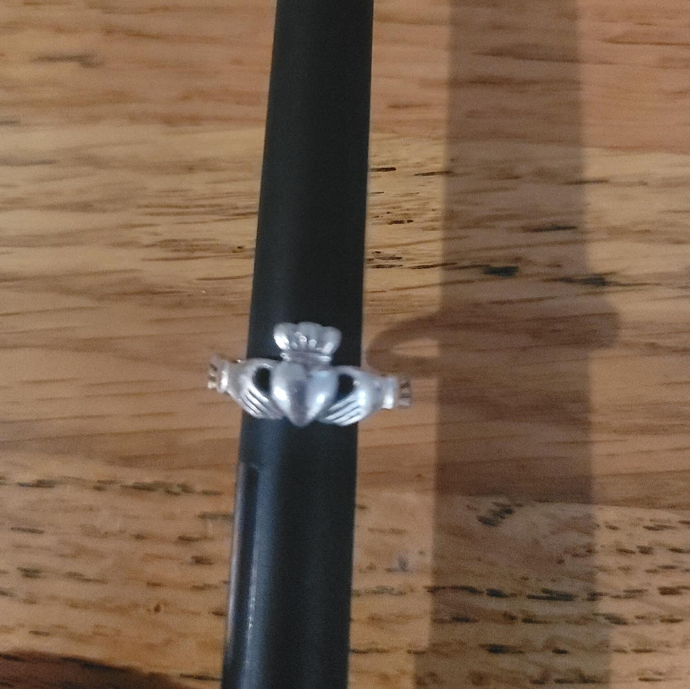 Sterling silver claddagh ring, size 7